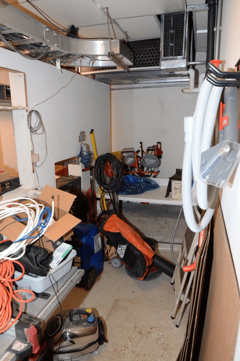Wohnungsentrümpelung – Vorher/Nachher vorher